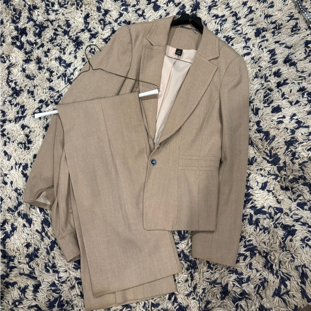 White House Black Market Women's Tan Two-Piece Pantsuit | blazer 10 pants 8
